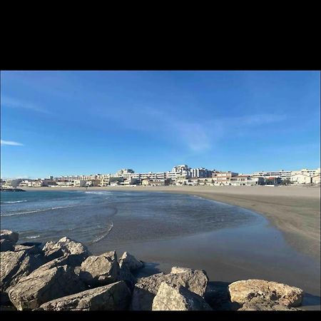 מוגויו Studio Vue Sur Le Port מראה חיצוני תמונה