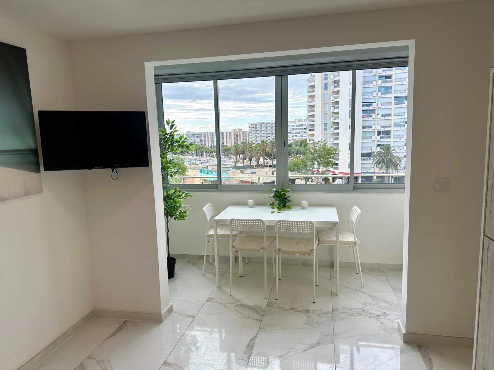 מוגויו Studio Vue Sur Le Port מראה חיצוני תמונה